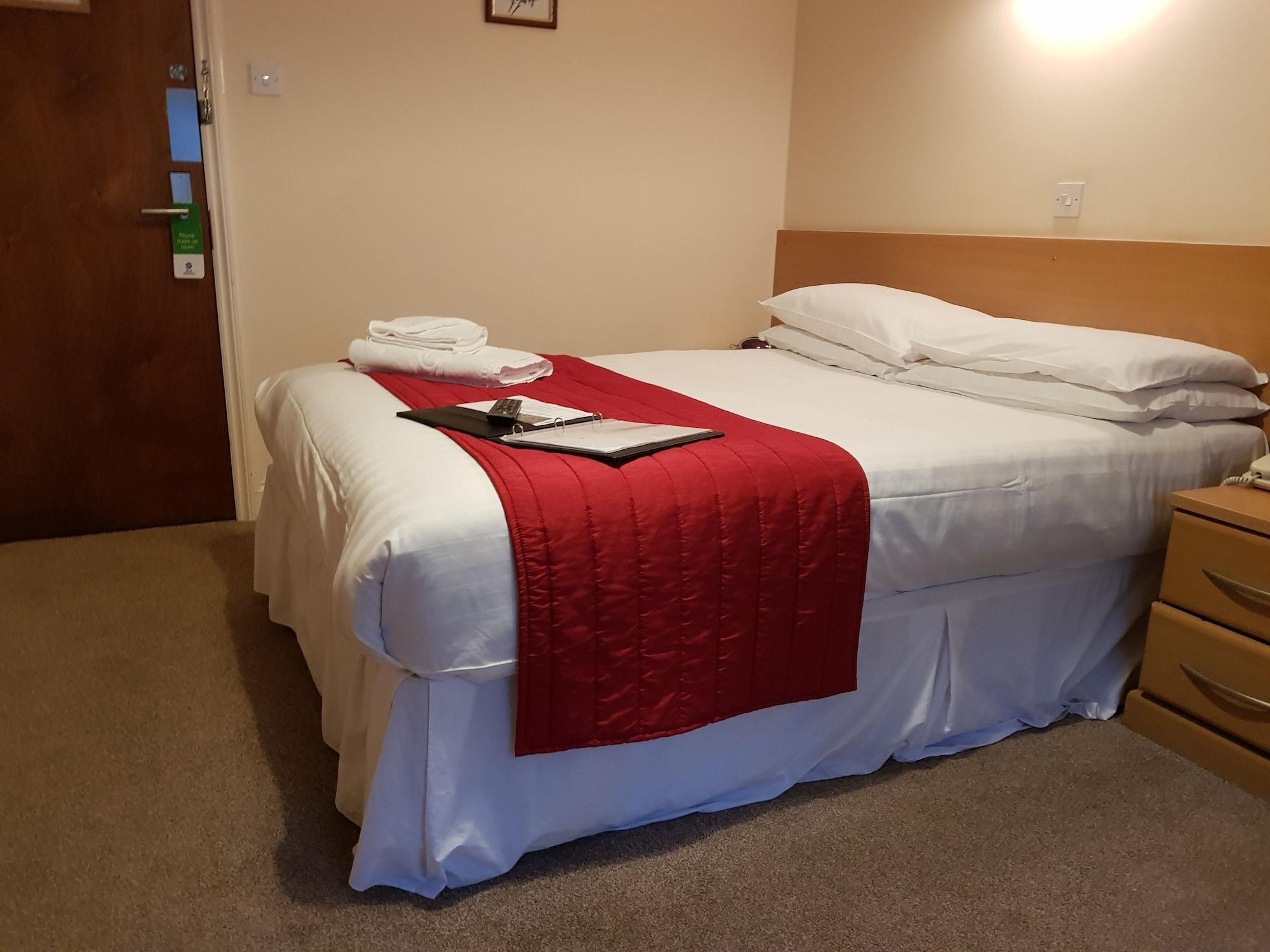 The Cedars Hotel 스토우마켓 외부 사진